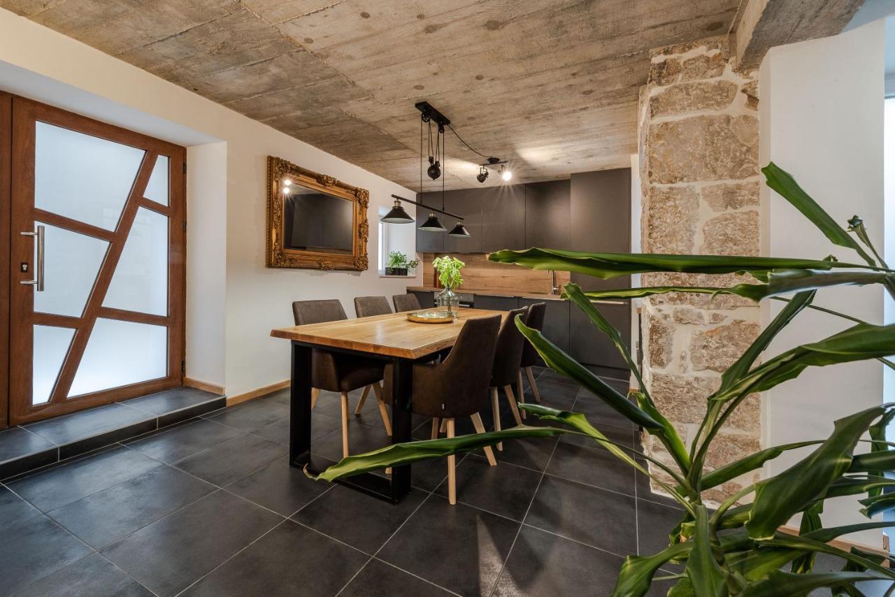 Villa Planita Dalmacija Novigrad  ภายนอก รูปภาพ