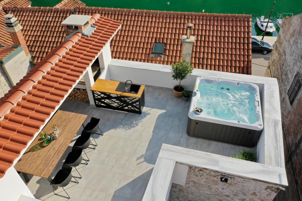 Villa Planita Dalmacija Novigrad  ภายนอก รูปภาพ