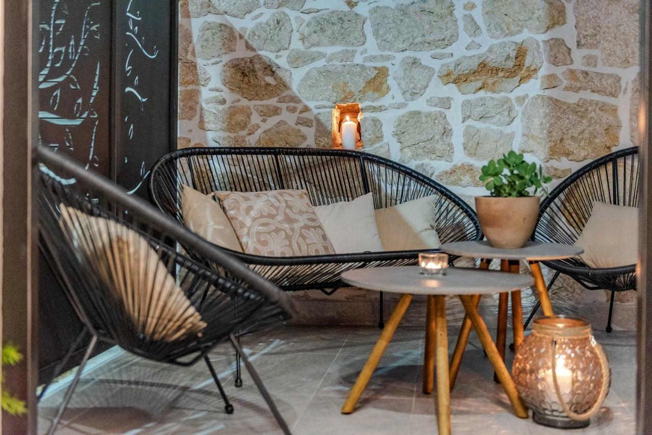 Villa Planita Dalmacija Novigrad  ภายนอก รูปภาพ
